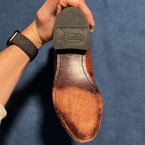 Justin Boots - Picture 6 of 9